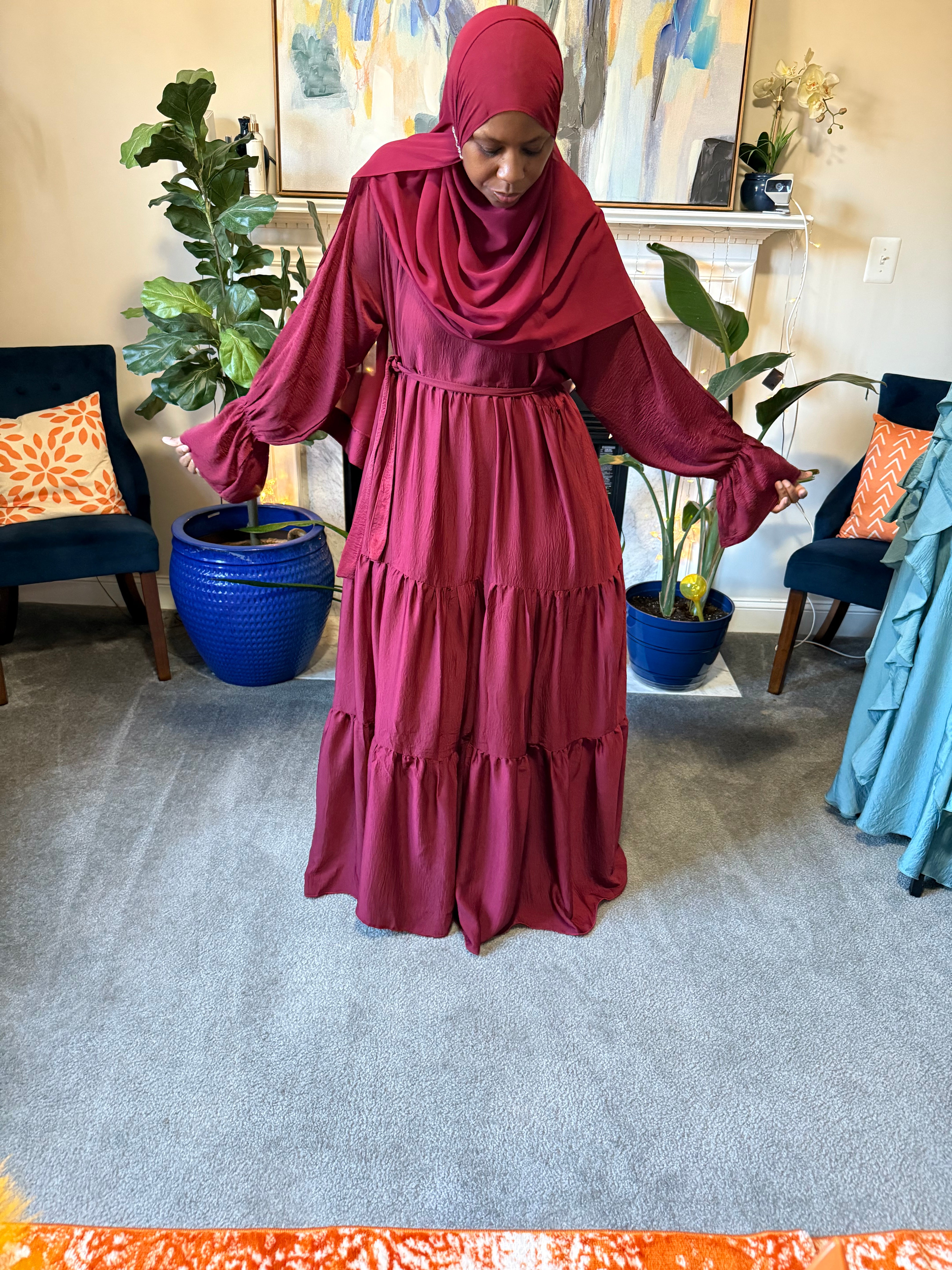 Nura Abayah (Burgundy)
