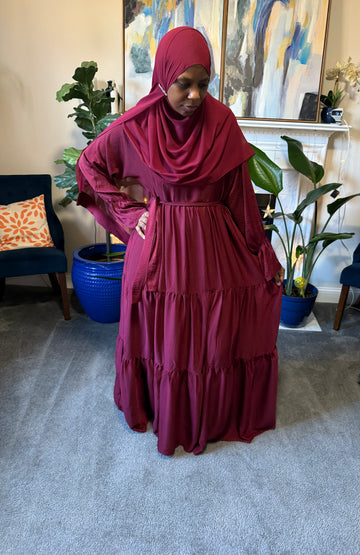 Nura Abayah (Burgundy)