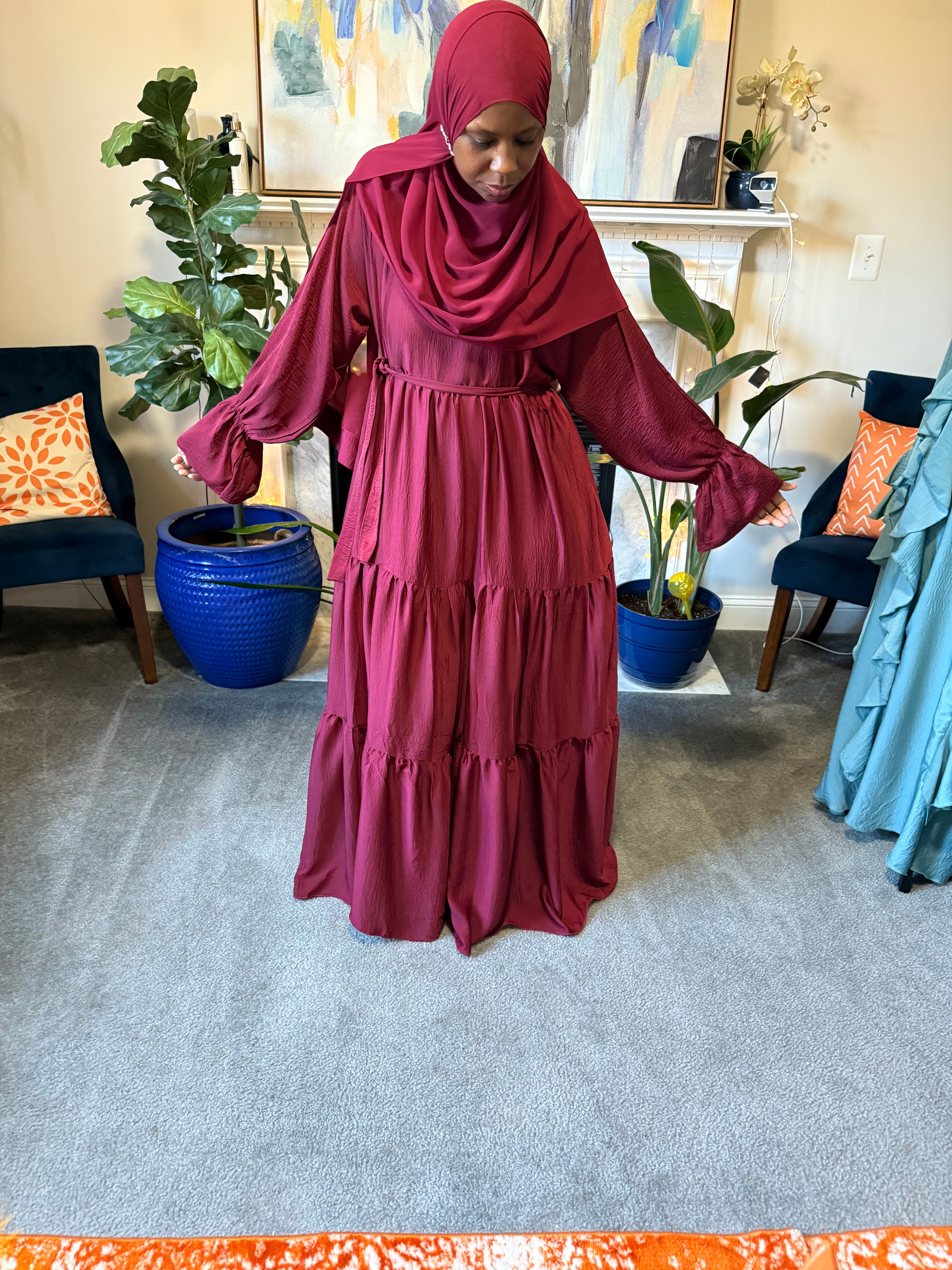 Nura Abayah (Burgundy)
