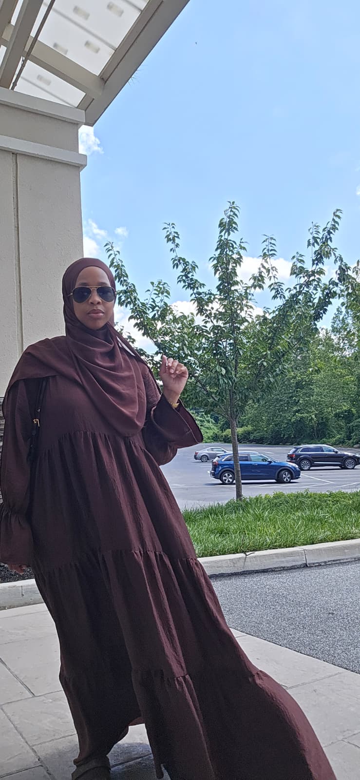 Nura Abayah (Brown)